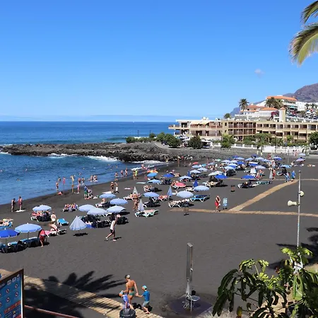 Estupendo Puerto de Santiago (Tenerife)